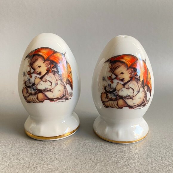 Hummel Umbrella Girl Porcelain Salt & pepper Shakers - Picture 1 of 10